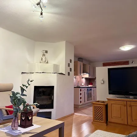 Haus Hans-joerg شقة